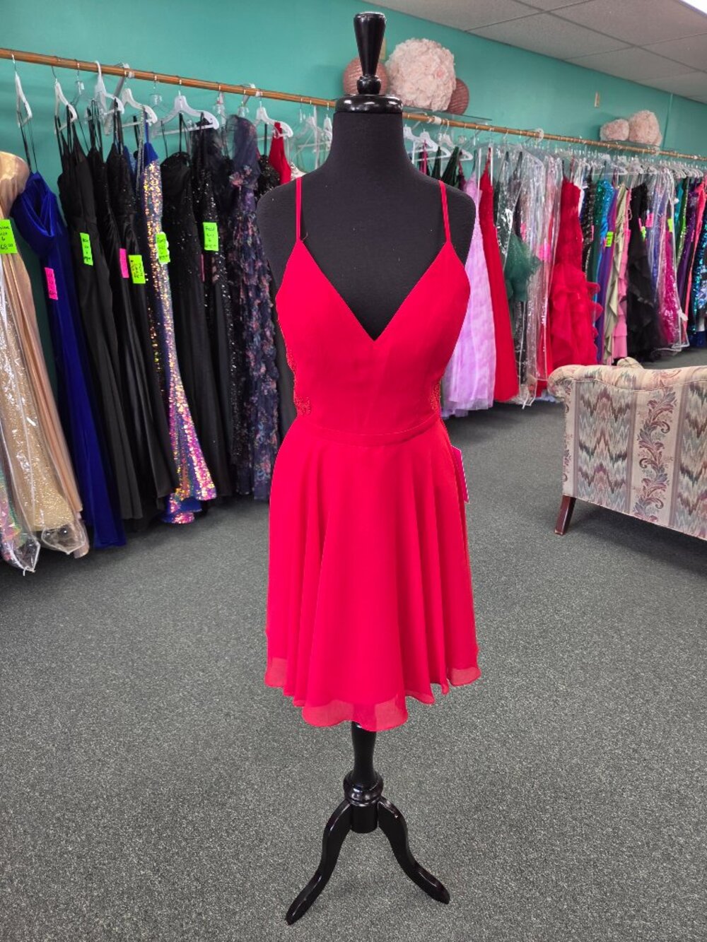 Lucci Lu 94117 Red Size 8 Lace Chiffon Short Homecoming Dress